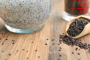 Taze fesleğen tohumu