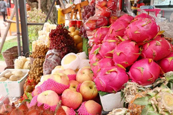 Dragon Fruit Street Road — Stock Photo, Image