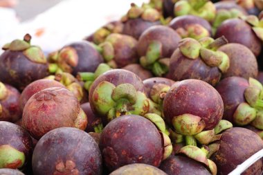 Mangosteen sokak gıda