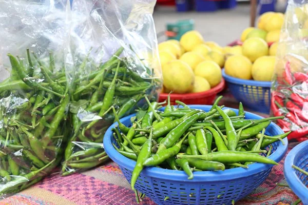 Färsk Chili Marknaden — Stockfoto