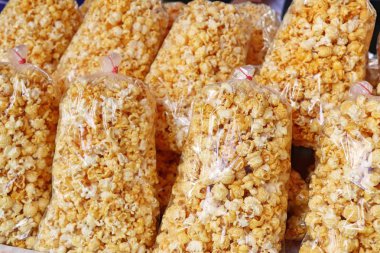 Patlamış mısır içinde belgili tanımlık çarşı