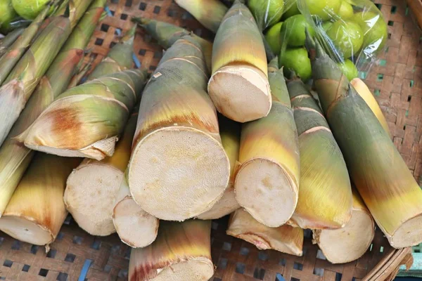 Bambu Sürgün Sokak Gıda — Stok fotoğraf