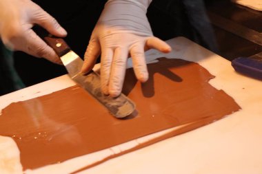 Tatlı çikolata yapma