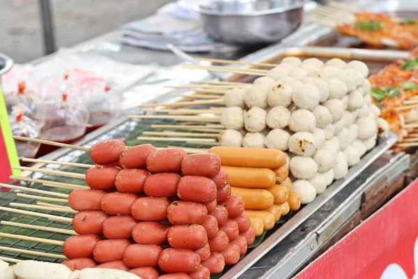 Albóndigas Parrilla Salchichas Comida Callejera —  Fotos de Stock