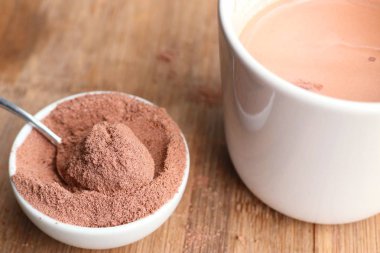 anlık çikolata tozu ile