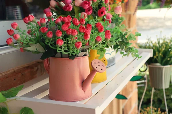 Krásná Barevná Umělé Květiny — Stock fotografie