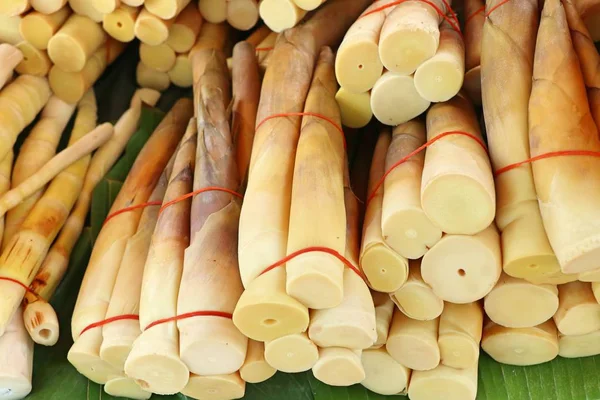 Bambu Atirar Comida Rua — Fotografia de Stock