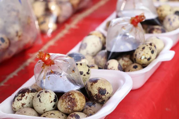 Wachteleier Beim Streetfood — Stockfoto