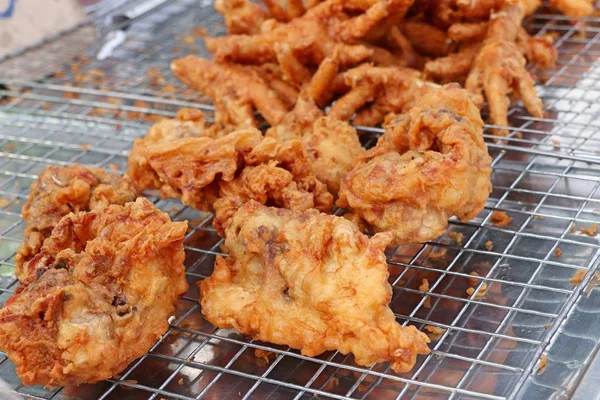 Gebratenes Huhn Beim Streetfood — Stockfoto