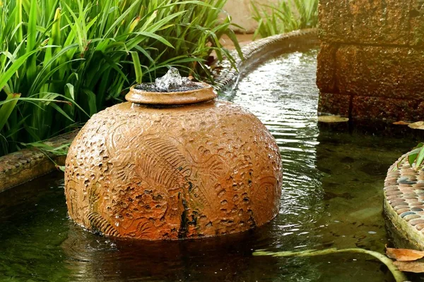 Decorative Fountain Garden — Stock Photo, Image