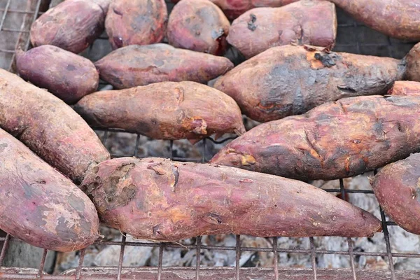 Kavrulmuş Yam Tatlı Patates — Stok fotoğraf