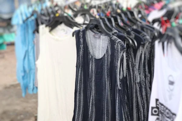 Negozio Abbigliamento Sul Mercato — Foto Stock
