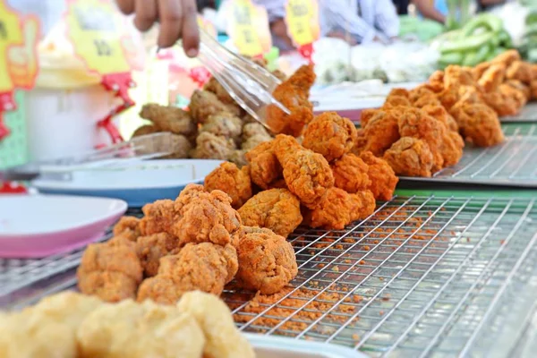 Pollo Frito Comida Callejera —  Fotos de Stock