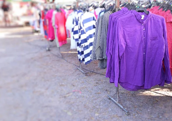 Ropa Tienda Para Las Ventas Mercado —  Fotos de Stock