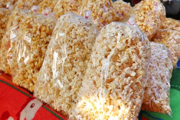 Popcorn Auf Dem Markt — Stockfoto