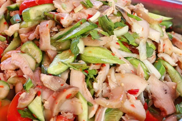 Salaatti Mausteinen Katu Ruoka — kuvapankkivalokuva