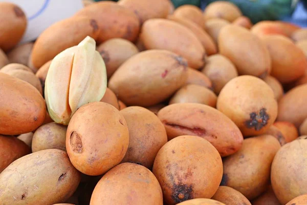 Sapodilla Vruchten Straat Eten — Stockfoto