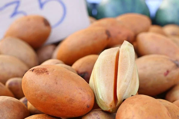 Sapodilla Vruchten Straat Eten — Stockfoto