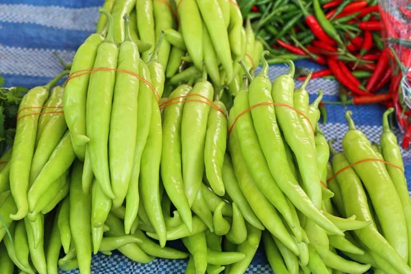 Peperoncino Fresco Sul Mercato — Foto Stock