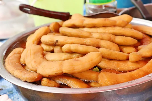 sokak gıda at demirhindi