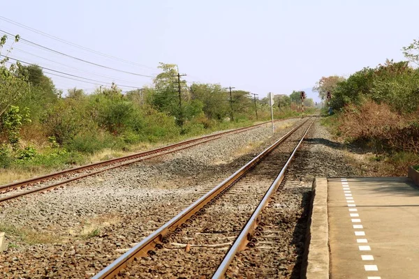 Tren İstasyonu ve tren