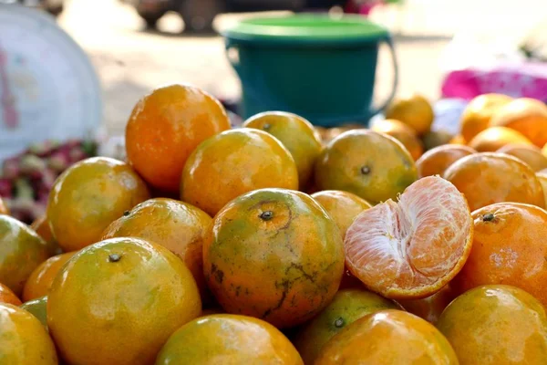 Oranje Vruchten Straat Eten — Stockfoto