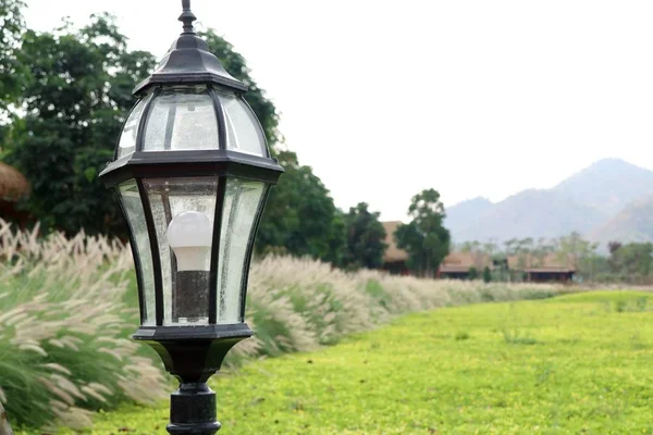 Decoratieve Lamp Pole Park — Stockfoto