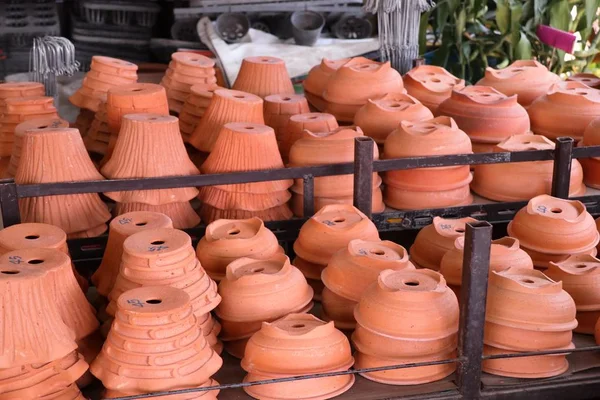 Tienda de plantas de flores macetas — Foto de Stock