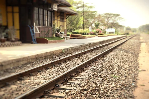 Estación de tren y ferrocarril — Foto de Stock