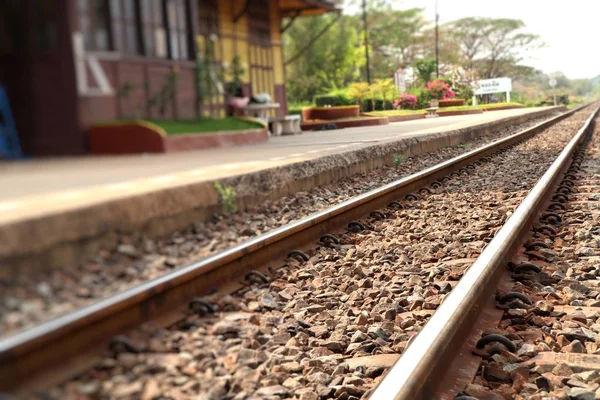 Bahnhof und Eisenbahn — Stockfoto