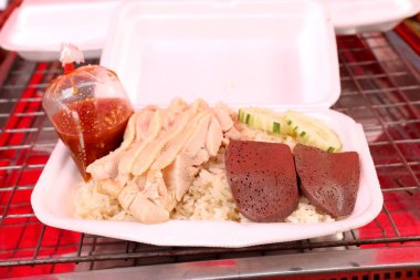 tavuk haşlanmış pirinç 