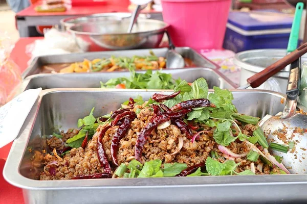 Thai Salade de viande hachée épicée — Photo