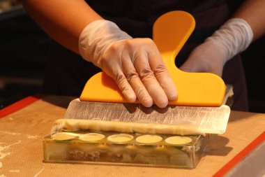 Tatlı çikolata yapma