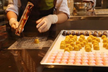 Tatlı çikolata yapma