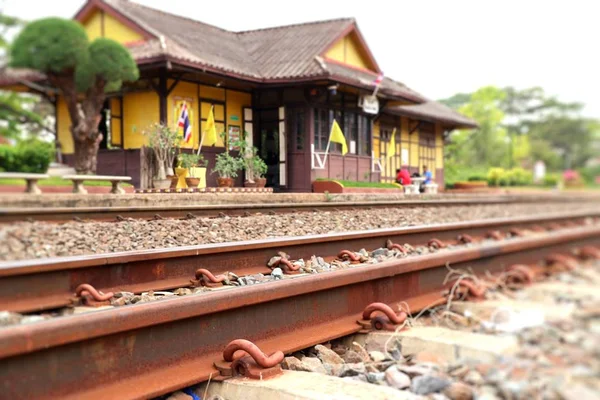 Bahnhof und Eisenbahn — Stockfoto