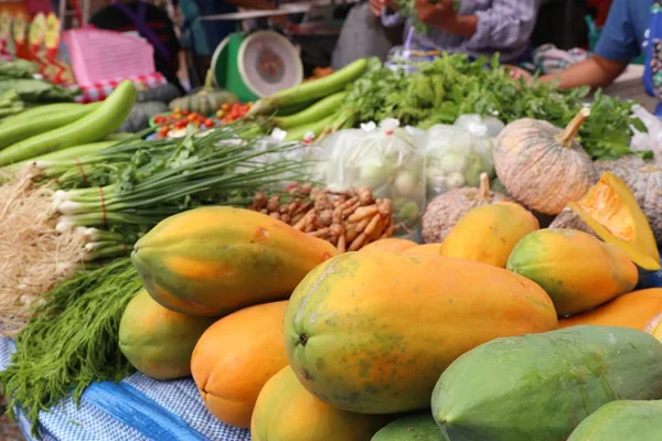 Papaya a cibo di strada — Foto Stock