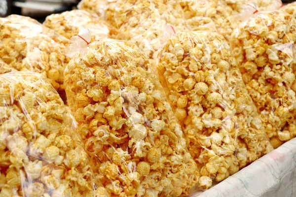 Popcorn in the market — Stock Photo, Image