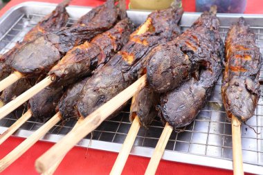 sokak gıda, ızgara balık