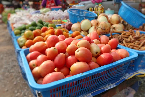 Pomodori freschi al mercato — Foto Stock