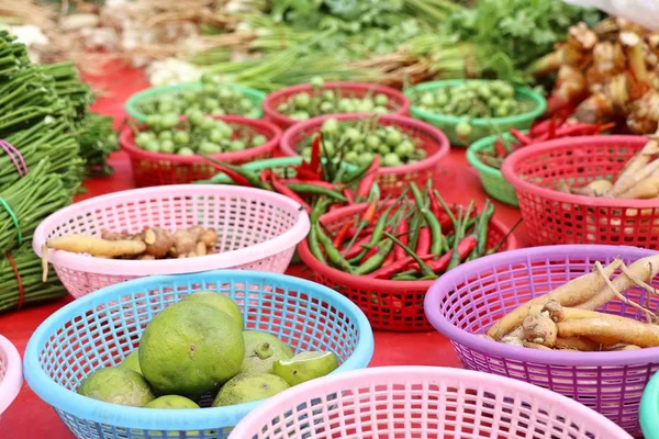 Limones en la comida callejera — Foto de Stock