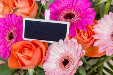 çiçek kartı ve metin için yer ile demet