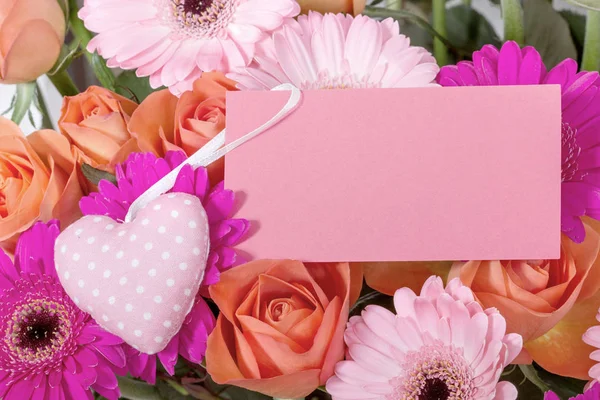 buket çiçek kartı ve metin için yer ile