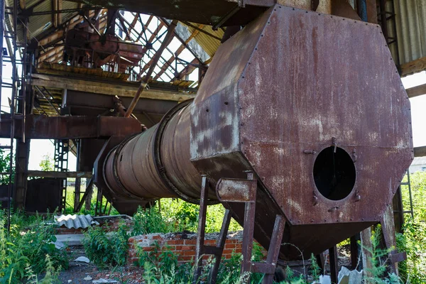 一个废弃的旧工厂 谷物加工 — 图库照片