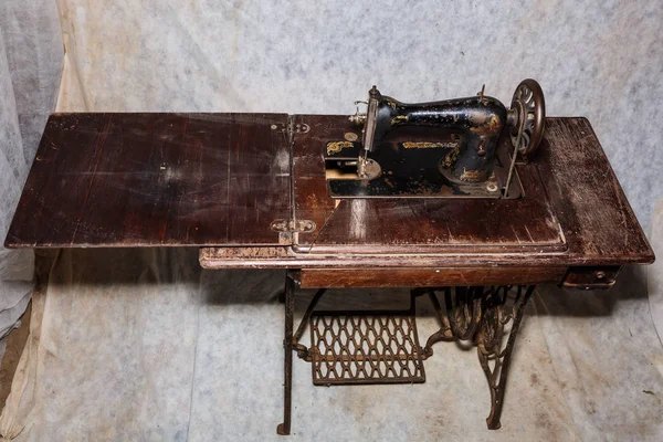 Antik Symaskin Singer Med Pedal Drive — Stockfoto
