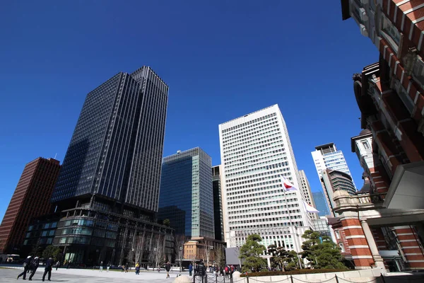 Edificio Oficinas Marunouchi Visto Desde Plaza Frente Estación Tokio — Foto de Stock