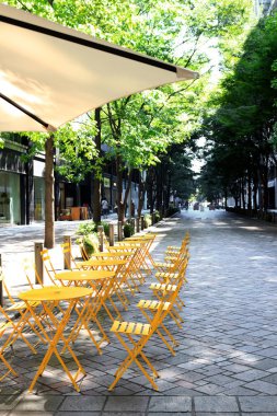 Sokak nerede yuvarlak masa dizilmiş office beldesi tatil