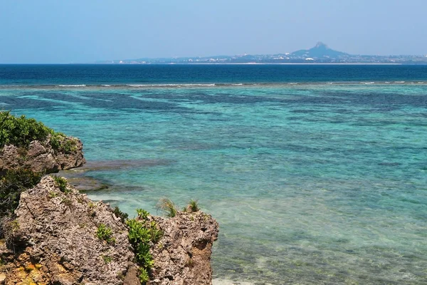 美しいサンゴ礁海岸 — ストック写真