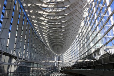 Tokyo Uluslararası Forum iç yapısı