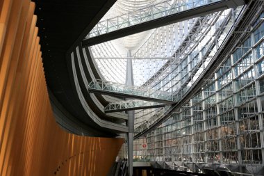 Tokyo Uluslararası Forum iç yapısı