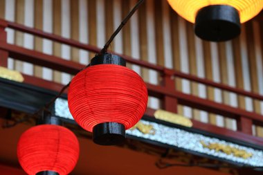 Japon tarzı kırmızı fener